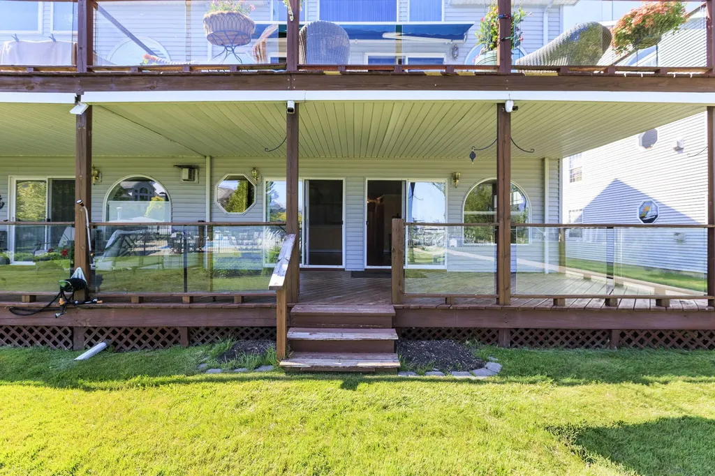37868 Jefferson Avenue Harrison Charter Township MI 48045