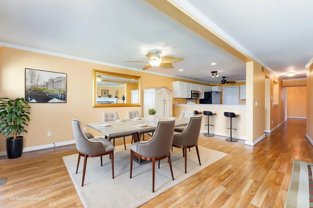 37868 Jefferson Avenue Harrison Charter Township MI 48045
