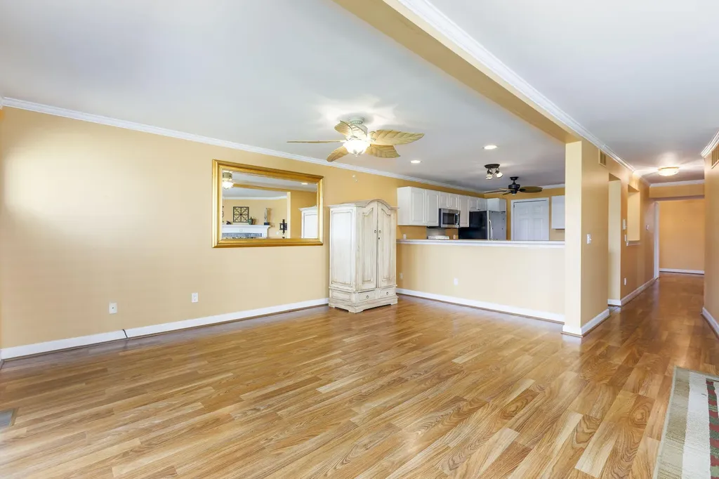 37868 Jefferson Avenue Harrison Charter Township MI 48045