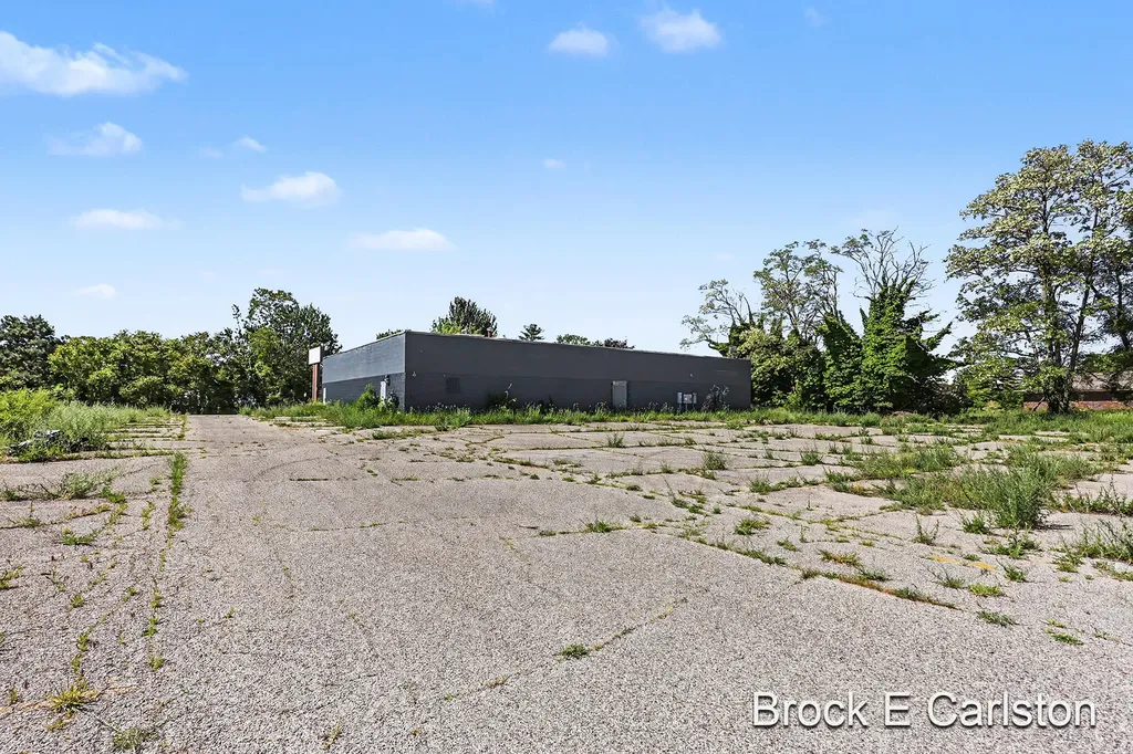 100 S Seaway Drive Muskegon Heights City MI 49444