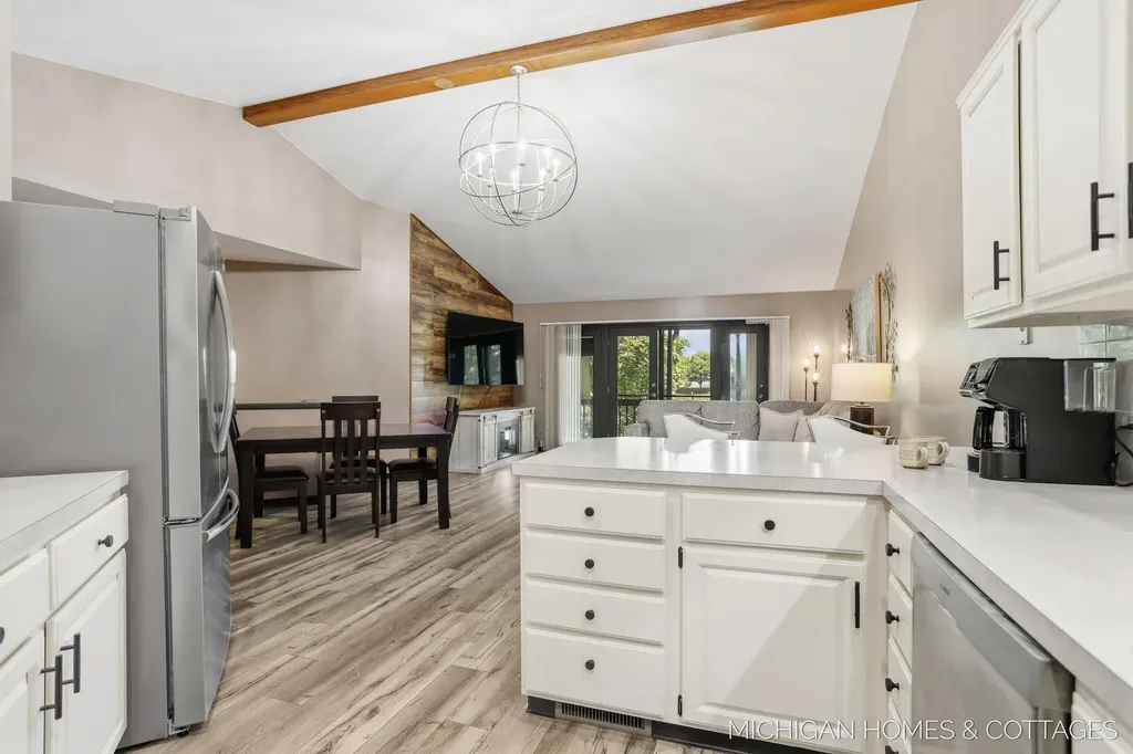 1644 Lakeview Drive Zeeland Charter Township MI 49464
