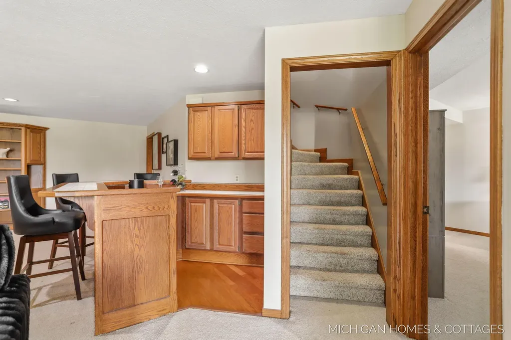 1644 Lakeview Drive Zeeland Charter Township MI 49464
