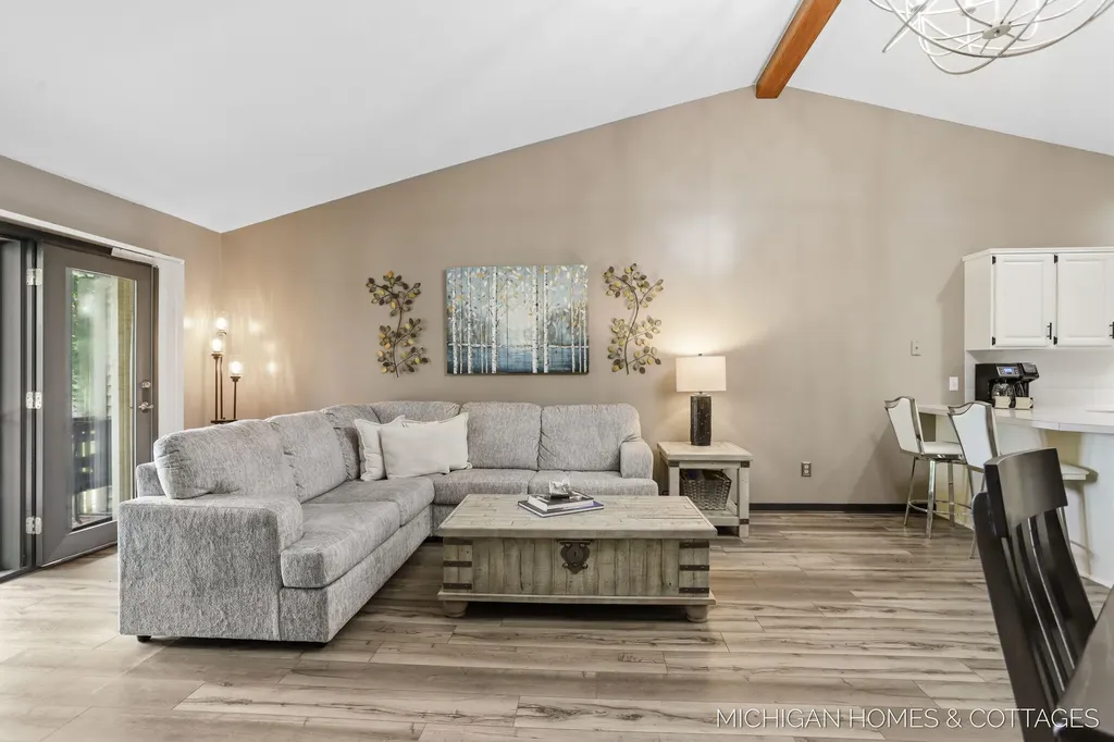 1644 Lakeview Drive Zeeland Charter Township MI 49464
