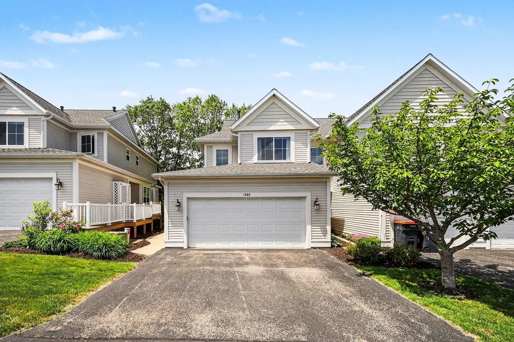 1088 Cobblestone Road Holland City MI 49423