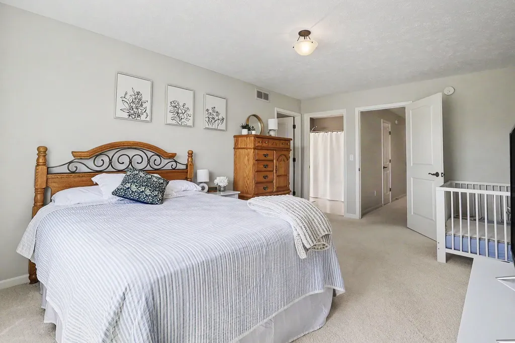 1088 Cobblestone Road Holland City MI 49423