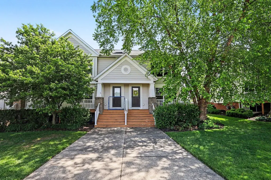 1088 Cobblestone Road Holland City MI 49423