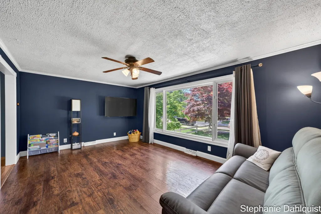 1784 Leif Avenue Norton Shores City MI 49441