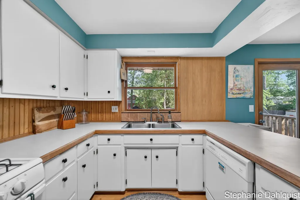 1784 Leif Avenue Norton Shores City MI 49441