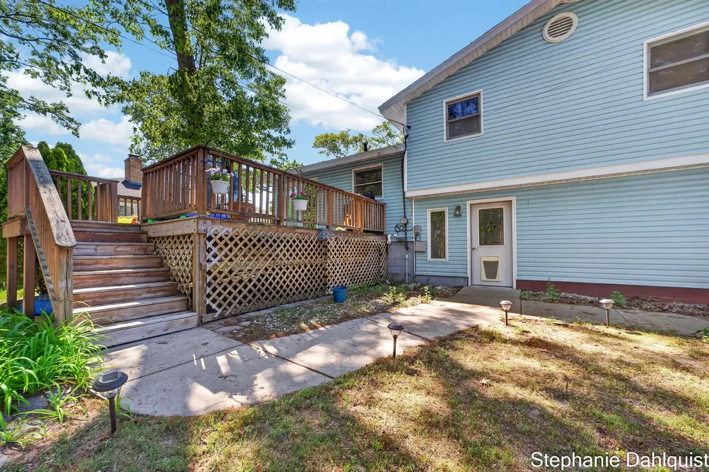 1784 Leif Avenue Norton Shores City MI 49441