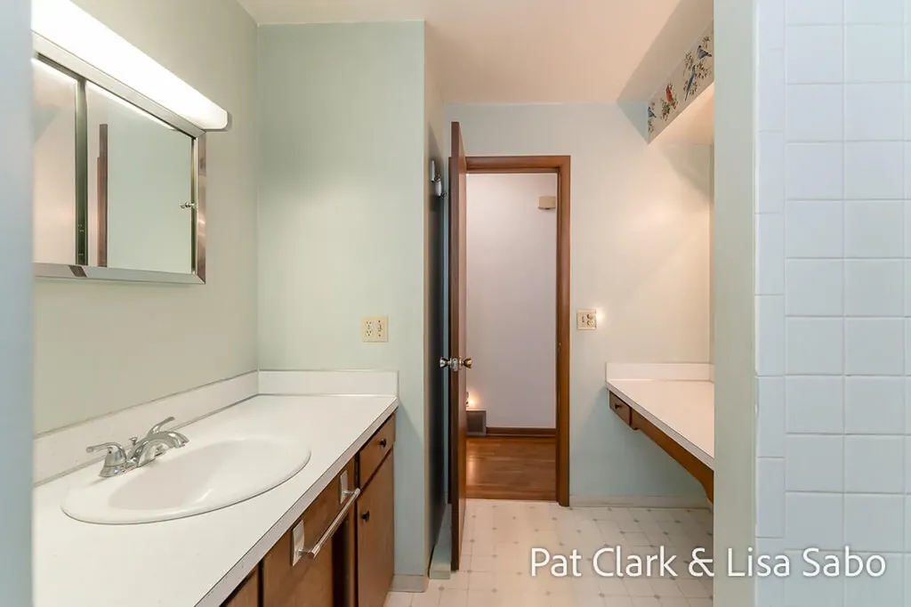 18412 168th Avenue Spring Lake Township MI 49456