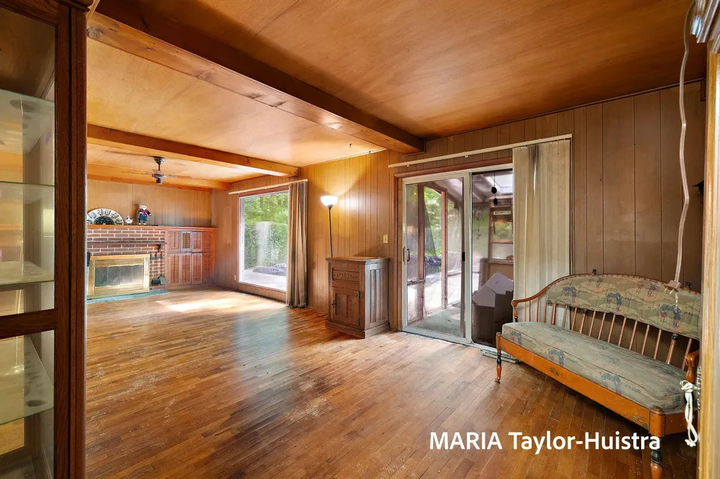 17690 Jordan Lane Ferrysburg City MI 49456