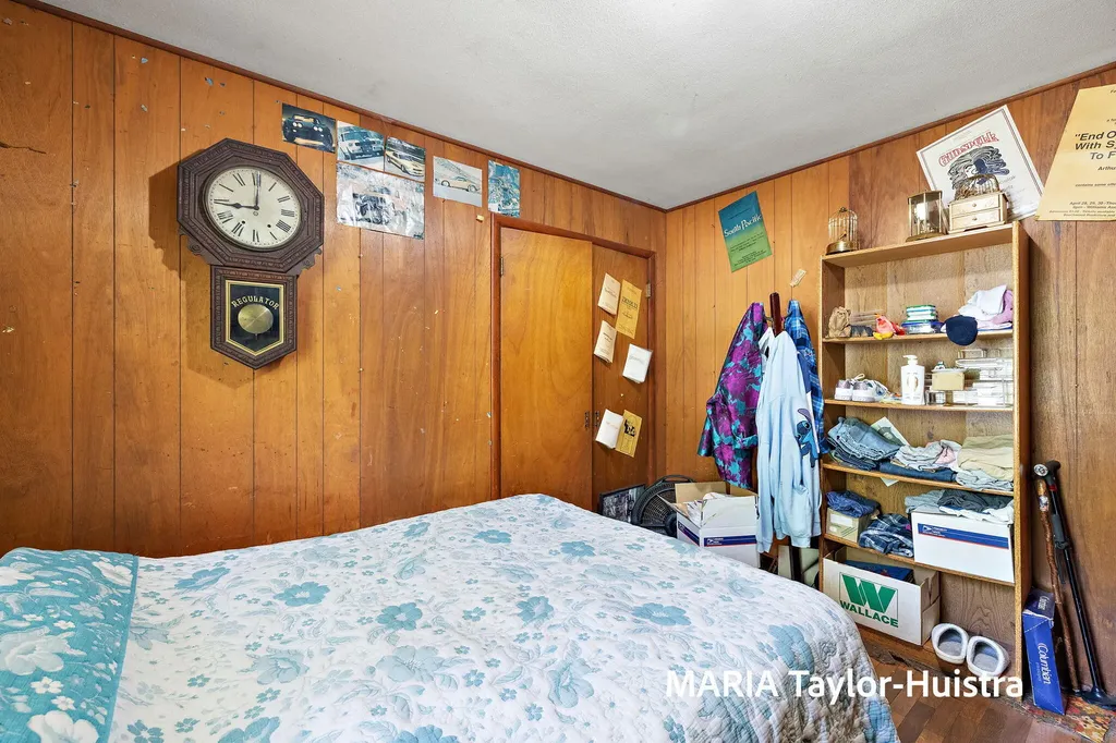 17690 Jordan Lane Ferrysburg City MI 49456