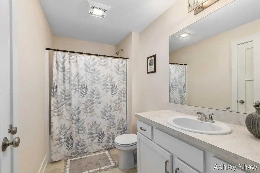6424 Copperleaf Court Laketown Township MI 49423
