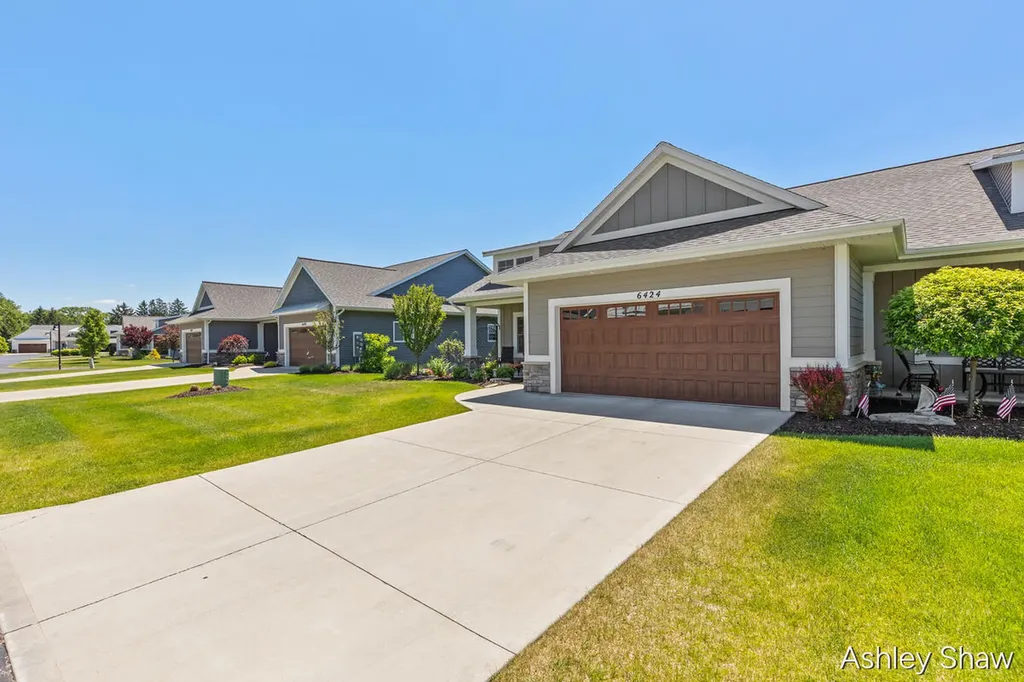 6424 Copperleaf Court Laketown Township MI 49423