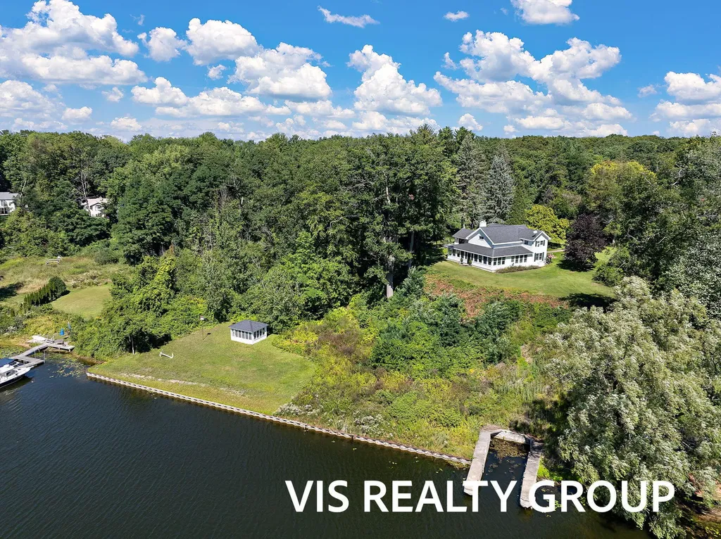 7265 S Walker Road Fruitport Charter Township MI 49456