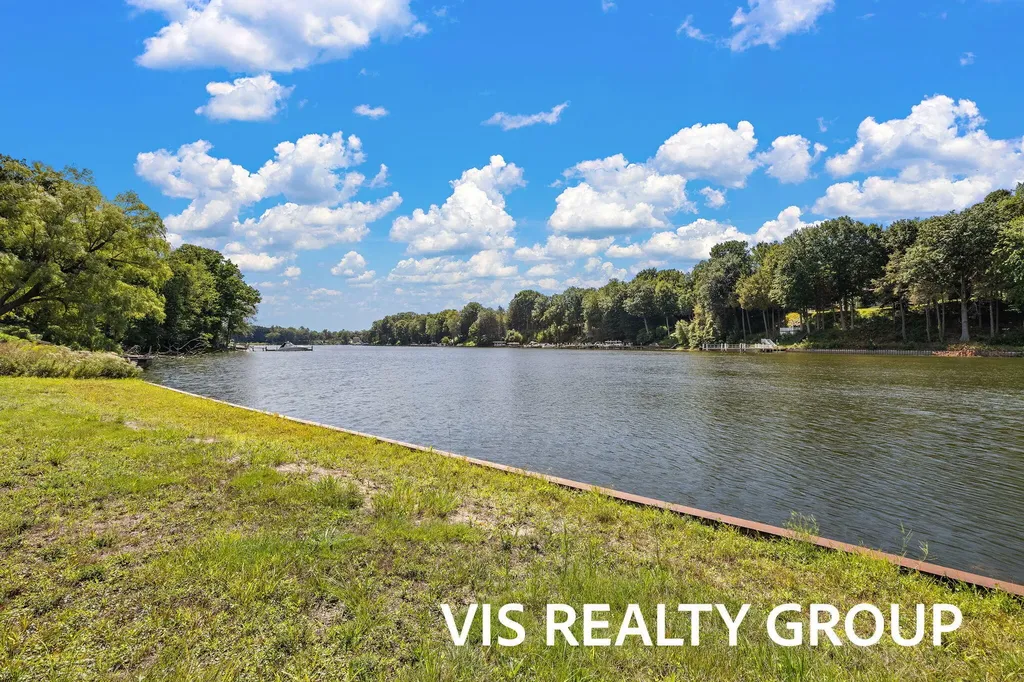 7265 S Walker Road Fruitport Charter Township MI 49456