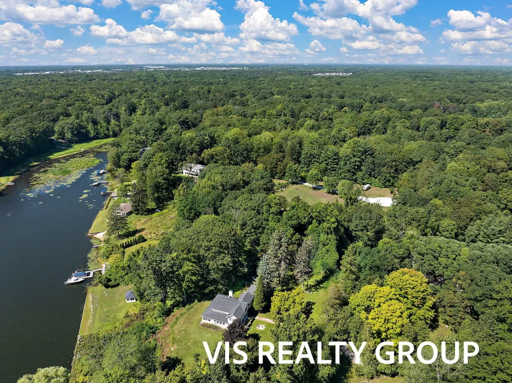 7265 S Walker Road Fruitport Charter Township MI 49456