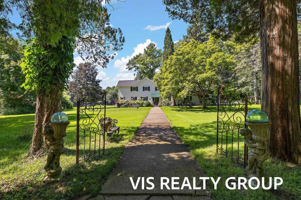 7265 S Walker Road Fruitport Charter Township MI 49456