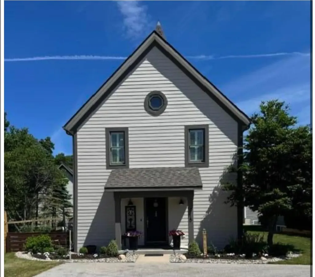 315 Rachaels Way Spring Lake Village MI 49456