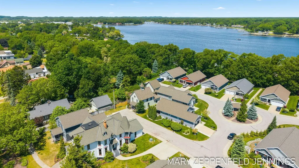 315 Rachaels Way Spring Lake Village MI 49456