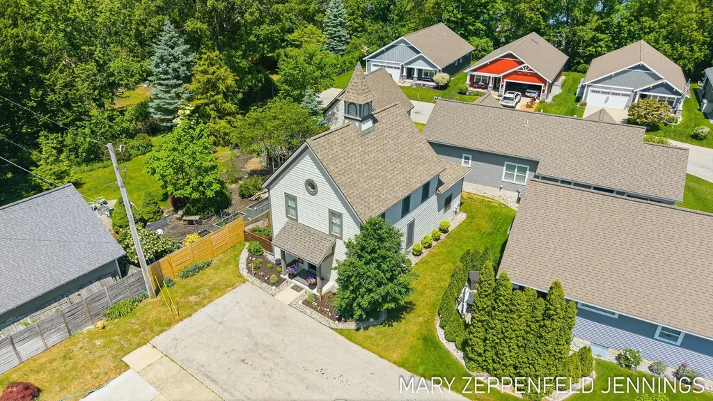 315 Rachaels Way Spring Lake Village MI 49456