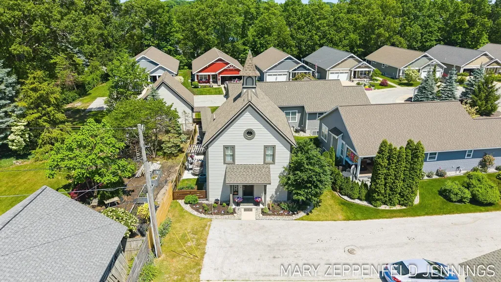 315 Rachaels Way Spring Lake Village MI 49456