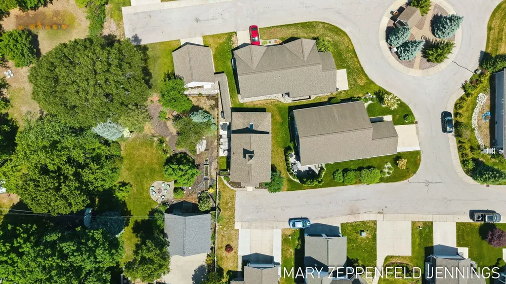 315 Rachaels Way Spring Lake Village MI 49456