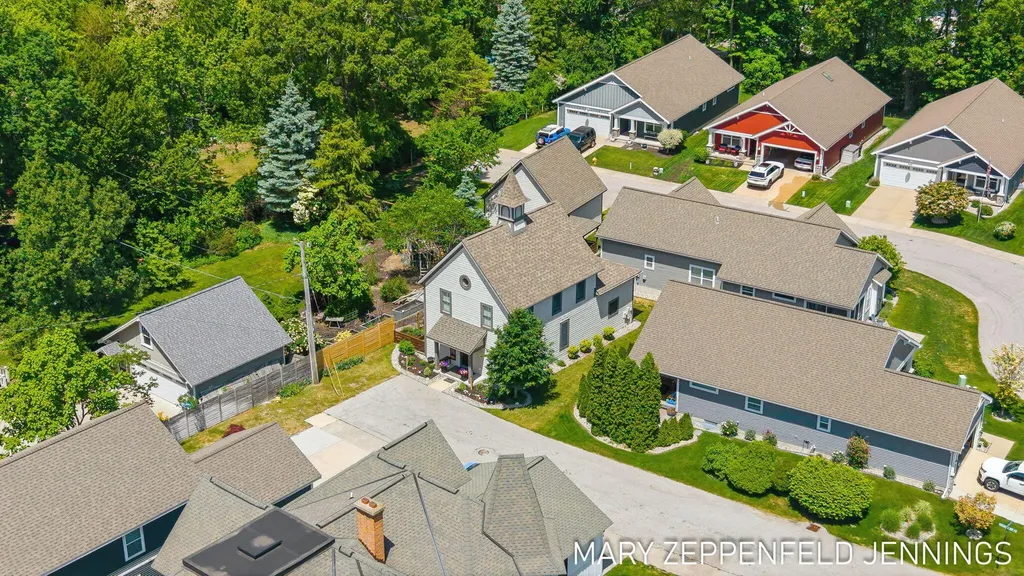 315 Rachaels Way Spring Lake Village MI 49456