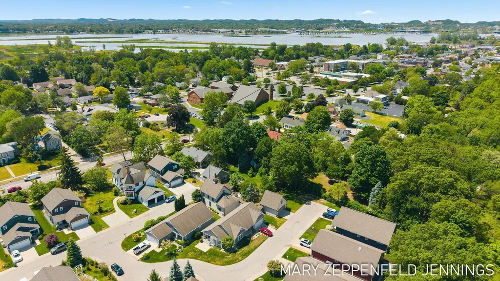 315 Rachaels Way Spring Lake Village MI 49456