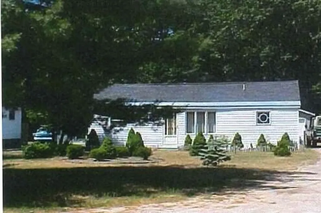 3112 Marquette Avenue Muskegon Charter Township MI 49442