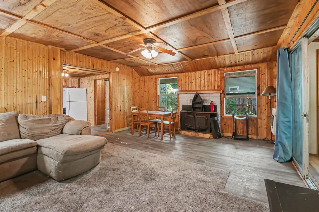 114 S 180th Avenue Newfield Township MI 49421