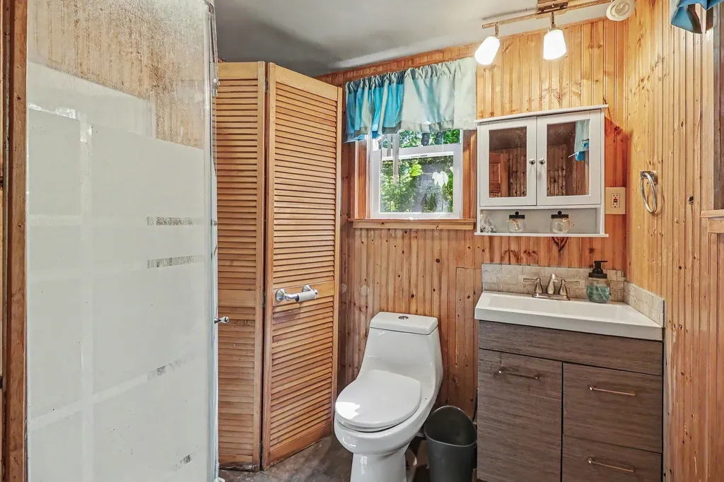 114 S 180th Avenue Newfield Township MI 49421
