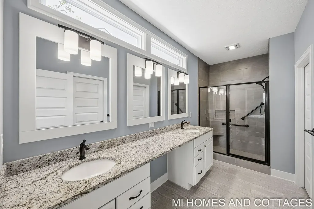 14052 Phoenix Place Holland Charter Township MI 49424