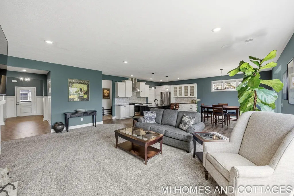 14052 Phoenix Place Holland Charter Township MI 49424