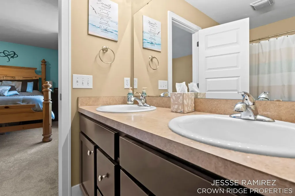 1008 Peaceful Drive SE Gaines Charter Township MI 49315