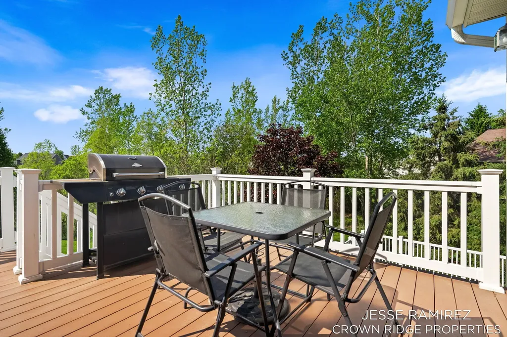 1008 Peaceful Drive SE Gaines Charter Township MI 49315