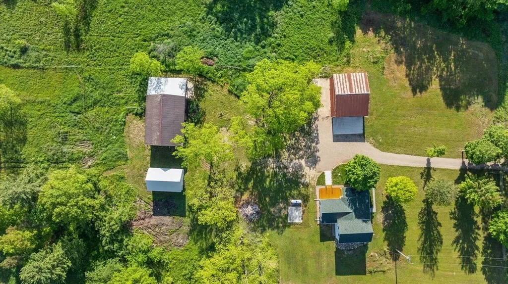48882 8th Avenue Columbia Township MI 49056