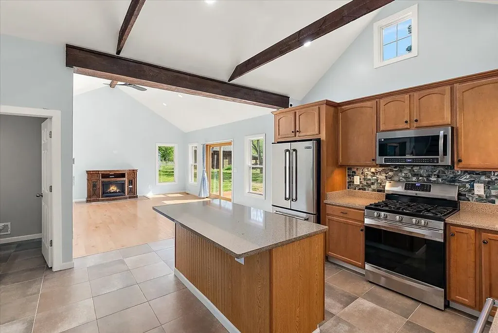 48882 8th Avenue Columbia Township MI 49056