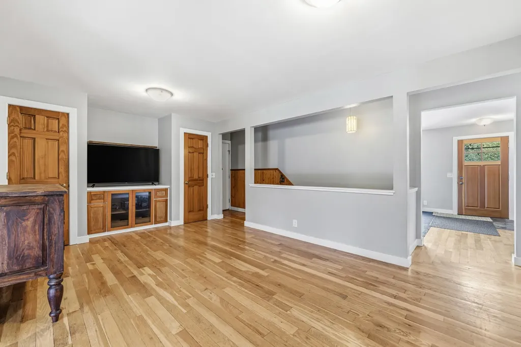 2995 65th Street Saugatuck Township MI 49408