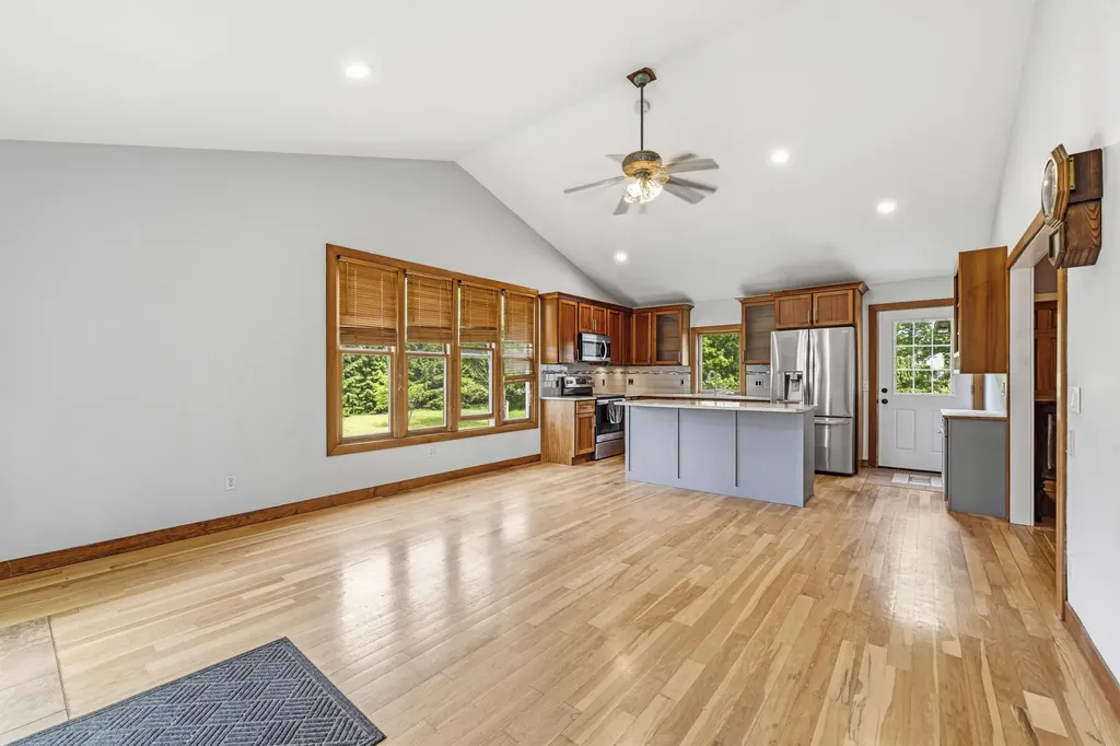 2995 65th Street Saugatuck Township MI 49408