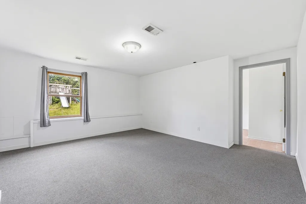 2995 65th Street Saugatuck Township MI 49408