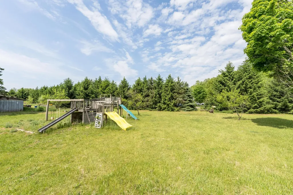 2995 65th Street Saugatuck Township MI 49408