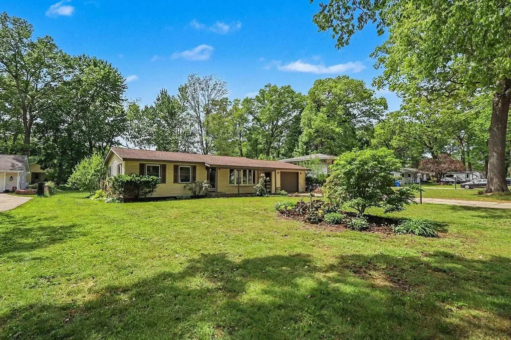 15131 Deremo Street Grand Haven Charter Township MI 49417