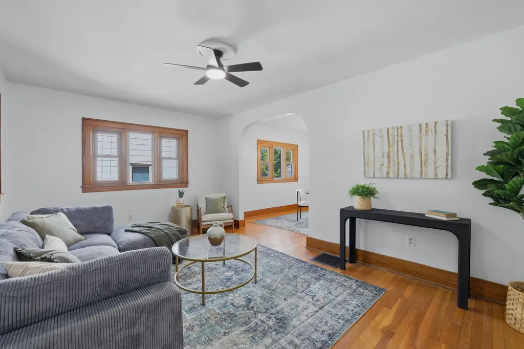1019 Vernon Street NE Grand Rapids City MI 49503