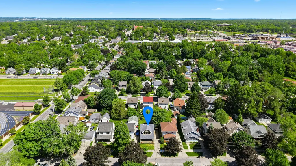 1019 Vernon Street NE Grand Rapids City MI 49503