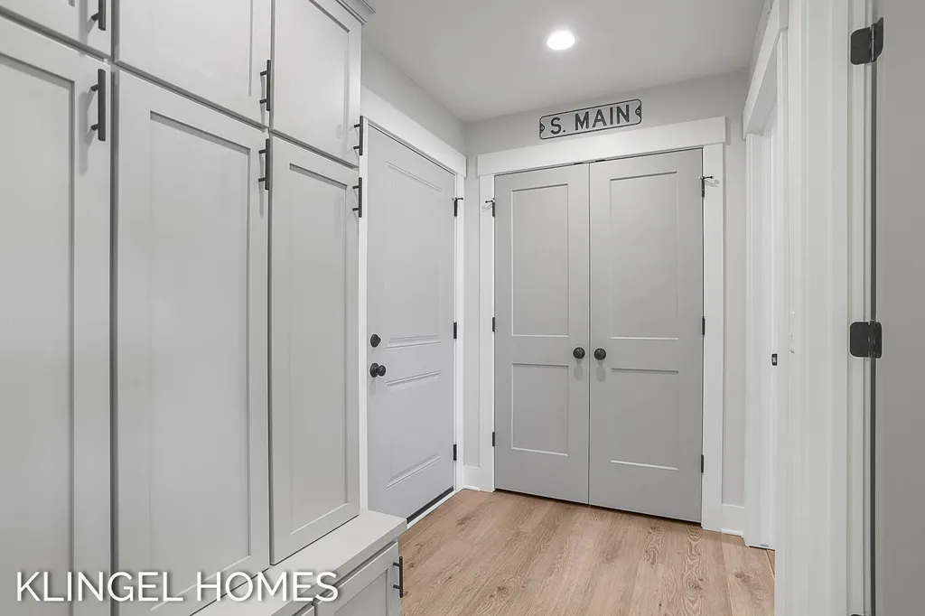 7268 Yellowstone Drive Georgetown Charter Township MI 49426