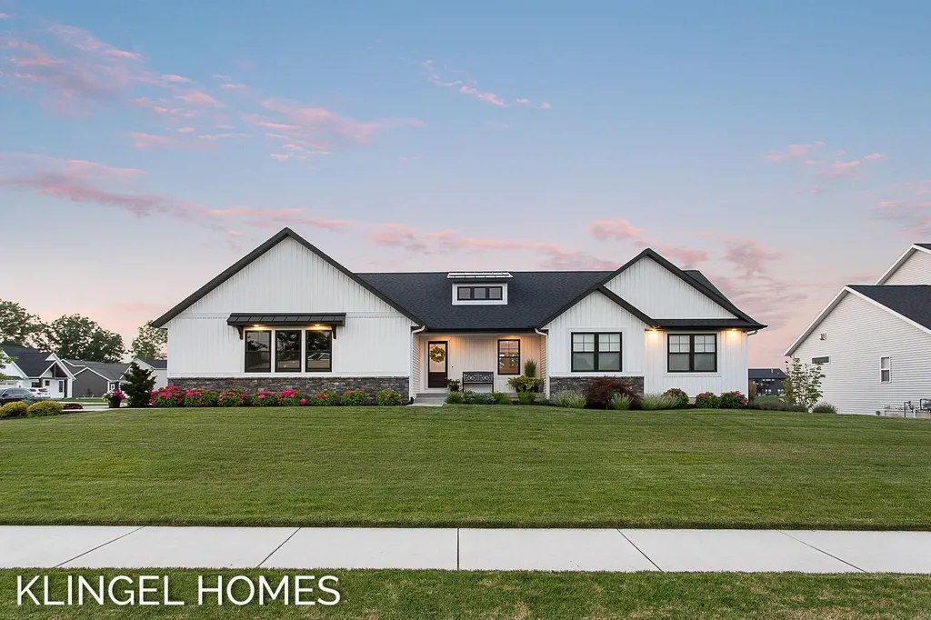 7268 Yellowstone Drive Georgetown Charter Township MI 49426