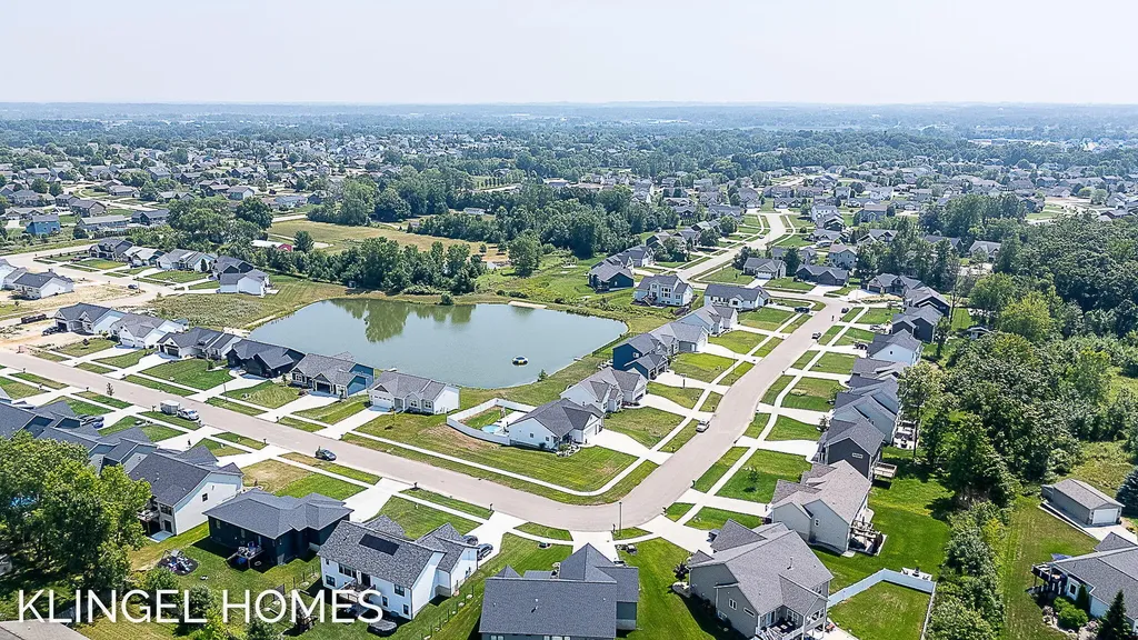7268 Yellowstone Drive Georgetown Charter Township MI 49426