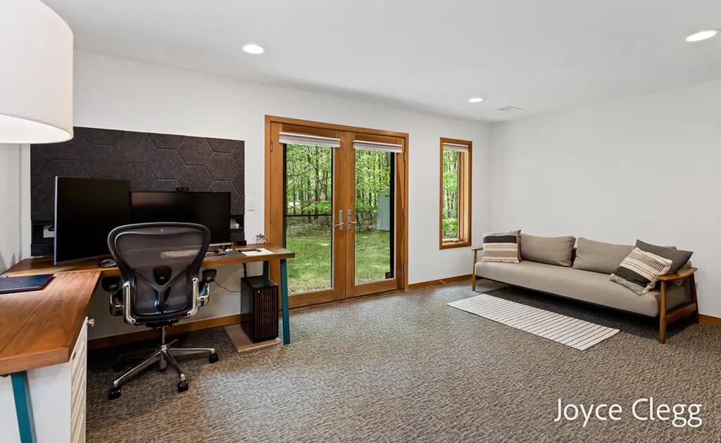 6432 146th Avenue Laketown Township MI 49423
