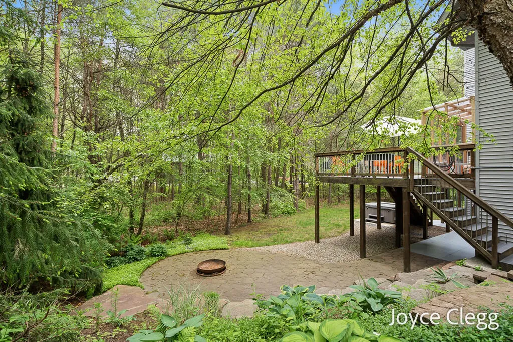 6432 146th Avenue Laketown Township MI 49423